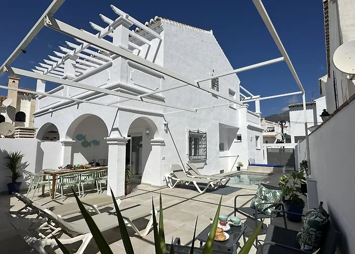 Paradise - Calazul فيلة نيرخا